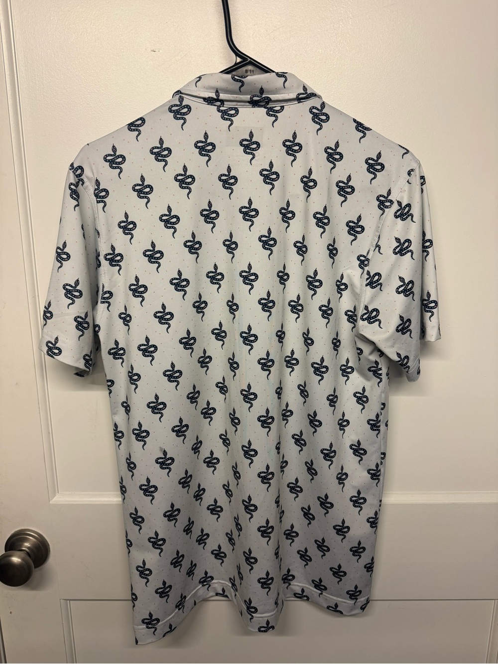 Men's Waggle golf gray/offwhite Polo Shirt with Navy Snake Print - Picture 3 of 3